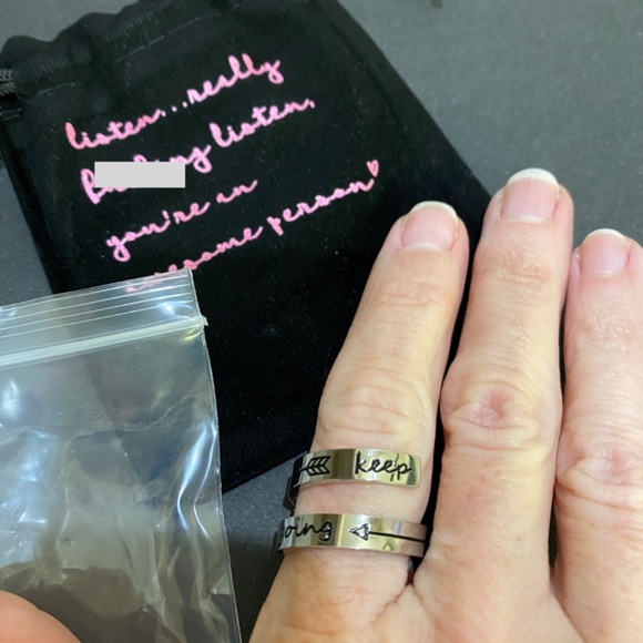 Women’s inspirational Ring Engraved Quote "Keep Fu**ing Going" - Picture 4 of 13